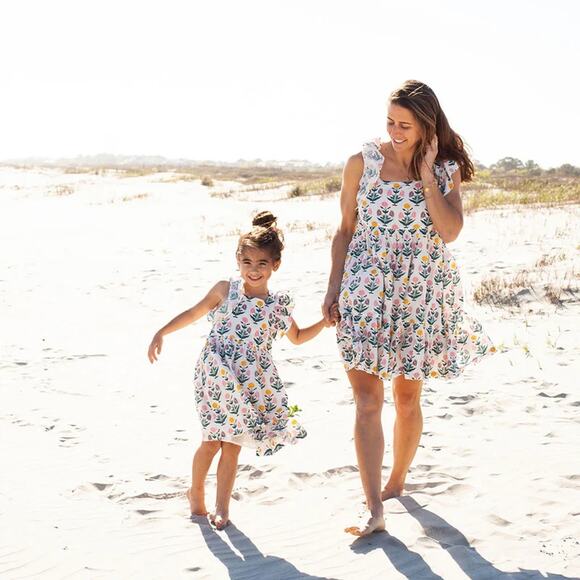 Pink Chicken Women's Elsie Bright Sunburst Dandelion Printed Dress Size XS - Picture 1 of 7